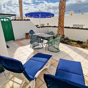 Appartamento Two-bedroom With Two Large Terraces, Puerto del Carmen (Lanzarote)